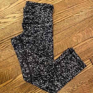 Lululemon Wunder Under Cropped Leggings Size 4